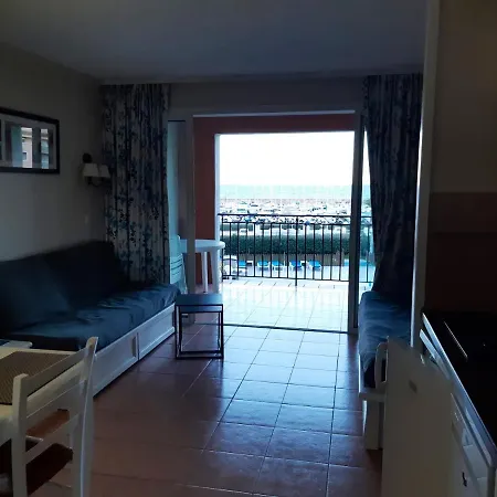 Charming Sea View Apartment Six-Fours-les-Plages