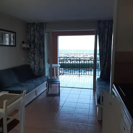 Avec Piscine A 32 M² Vue *