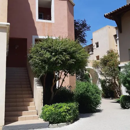 Avec Piscine A 32 M² Vue Six-Fours-les-Plages