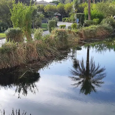 Appartement Avec Piscine A 32 M² Vue