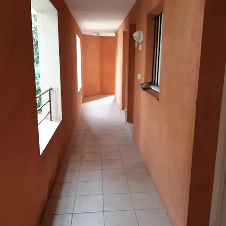 Avec Piscine A 32 M² Vue Apartamento *