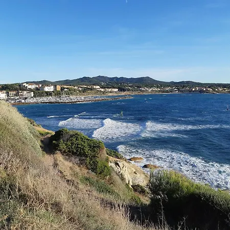 Avec Piscine A 32 M² Vue * Six-Fours-les-Plages